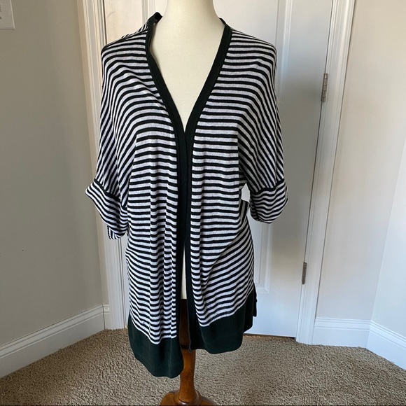 Nordstrom Reversible Cover Up Top - Picture 10 of 11